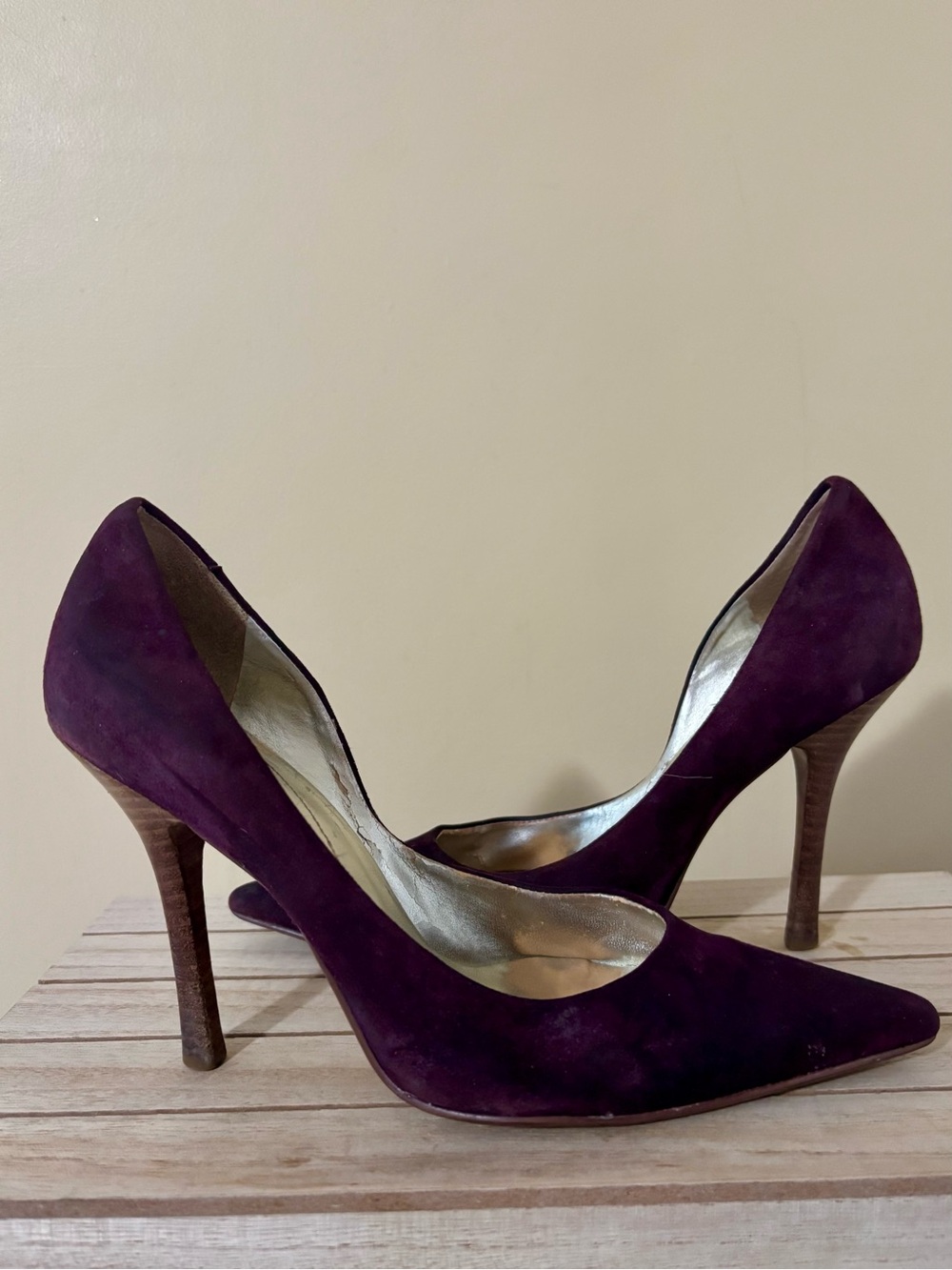 Guess by Marciano| Plum Suede Pointed-Toe Wood 4” Heel Stiletto Pumps Sz 8